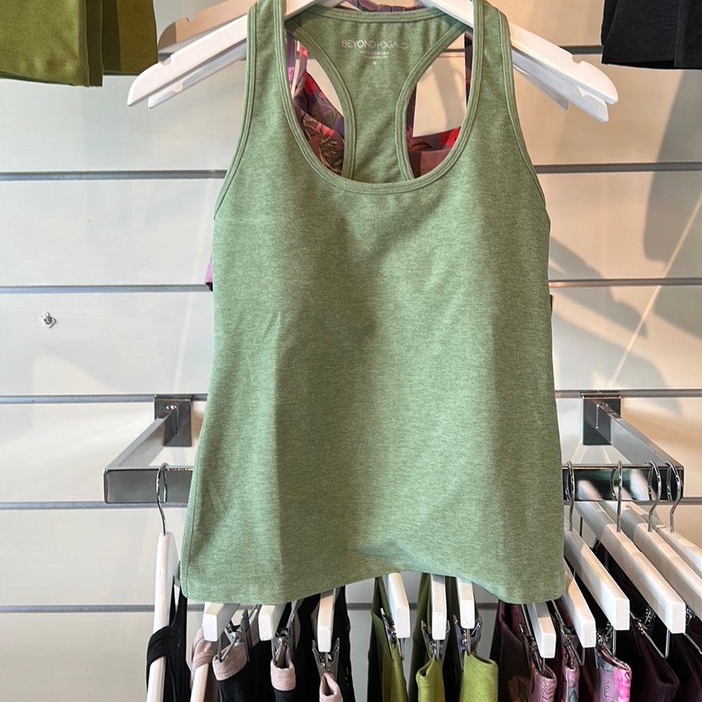 BNWT Beyond Yoga Tank Rosemary Heather Racer Back
